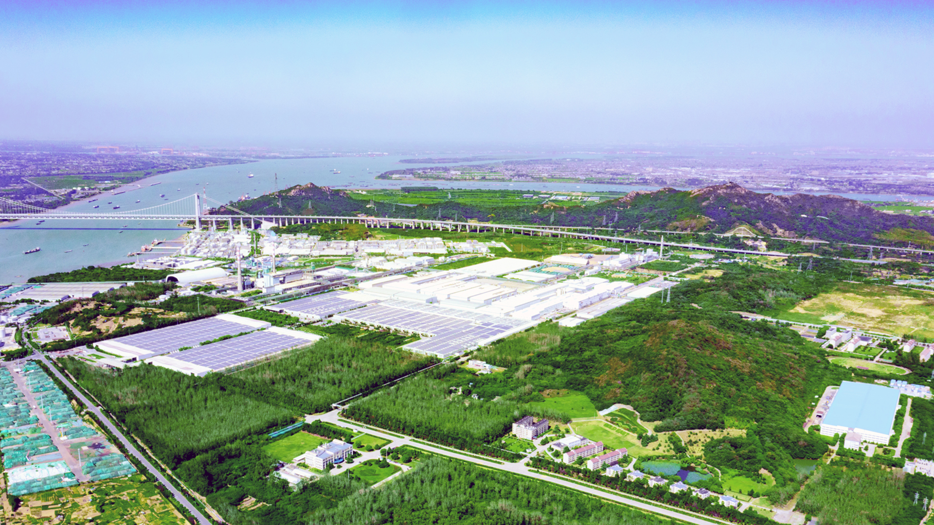 旋转轮盘
纸业02.jpg