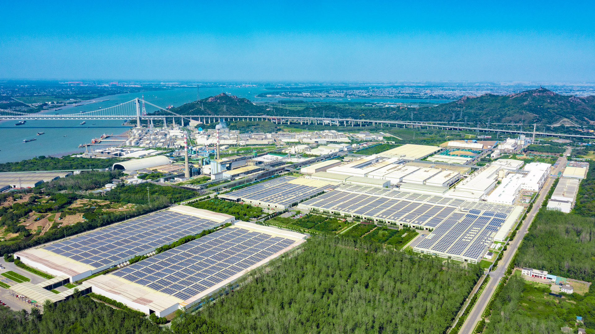 旋转轮盘
全景.jpg